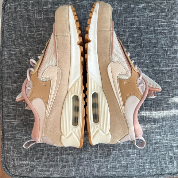 Nike Women's Air Max 90 Futura  Sneakers in Sanddrift, Size 8, Good Condition! - Picture 5 of 10